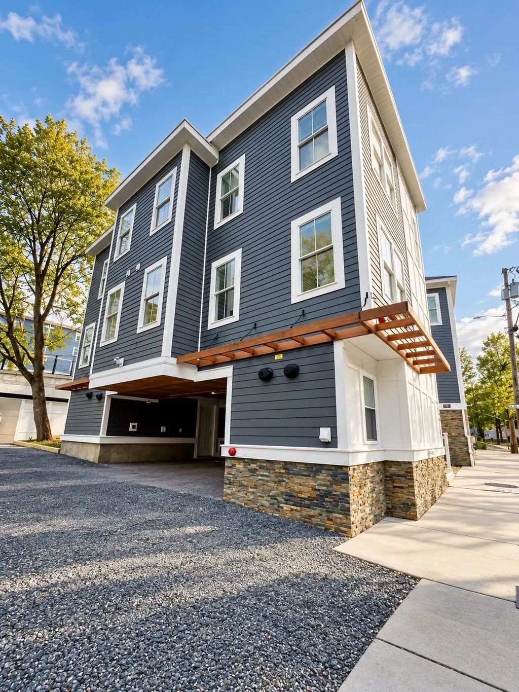 108 Gilaman #2, Somerville