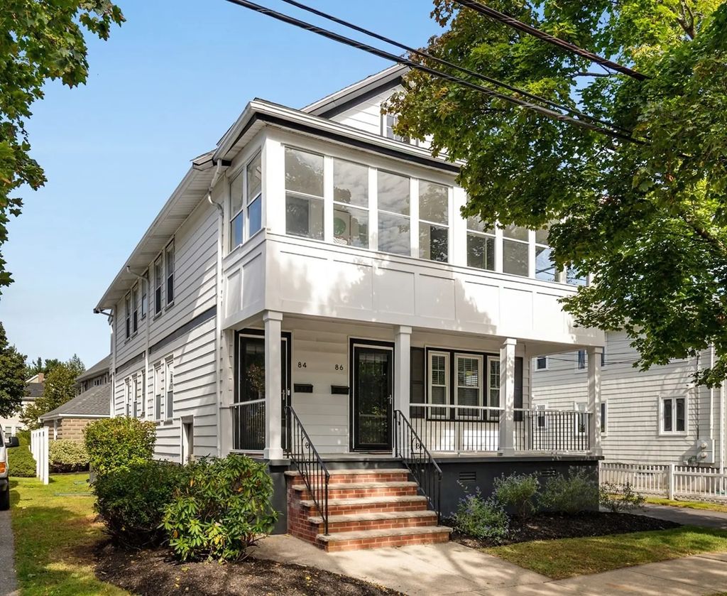 84 Beacon St #84, Arlington