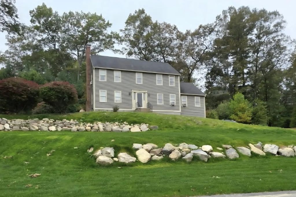 87 Wesson Ter, Northborough