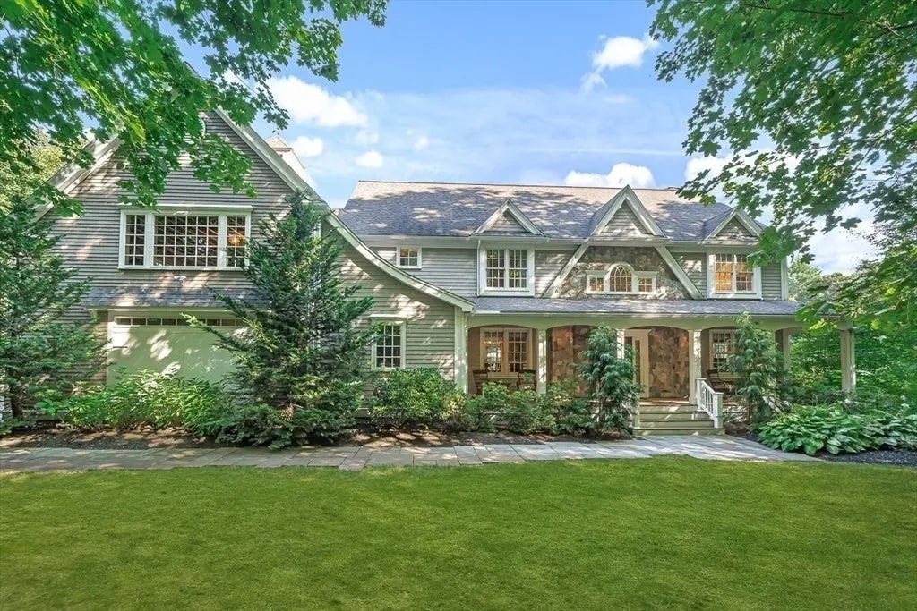 33 Old Concord Road, Lincoln