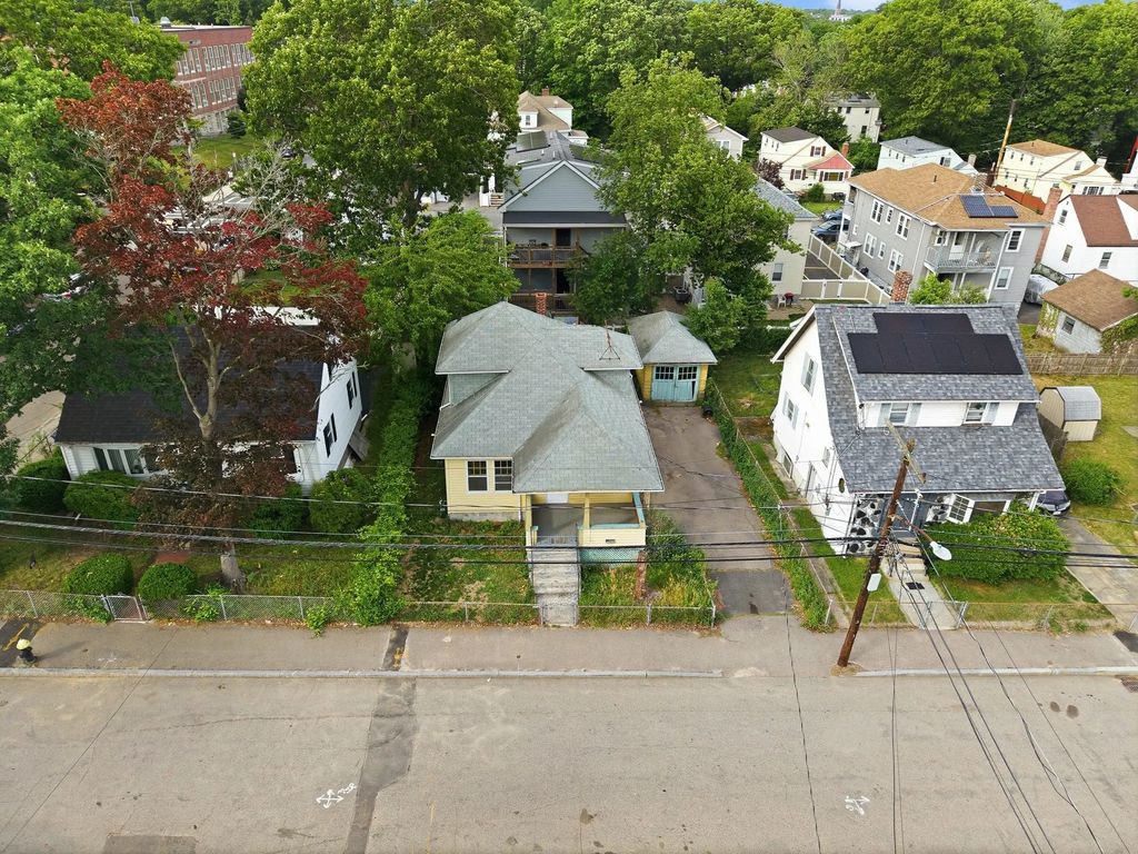 100 Taunton, Boston
