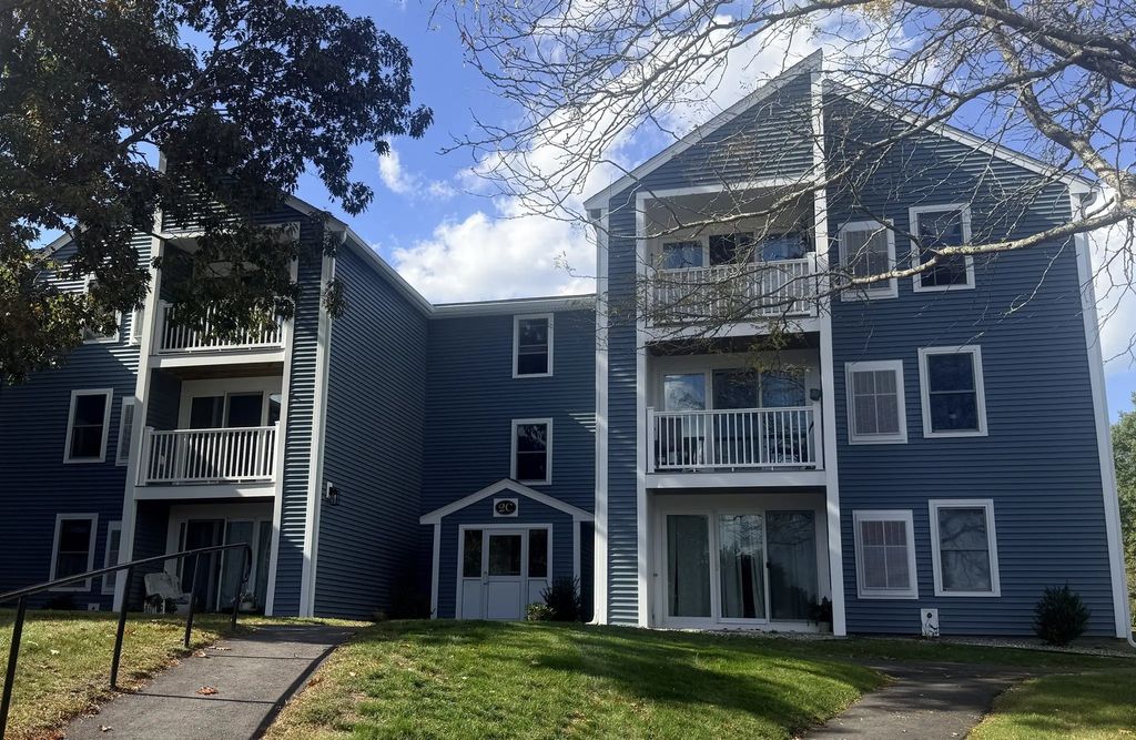 2 Marc Drive, #2c5, Plymouth