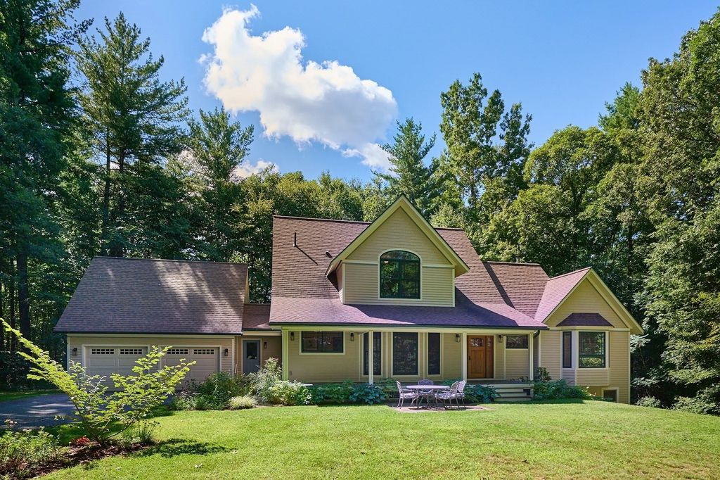 719 Park Hill Road, Northampton