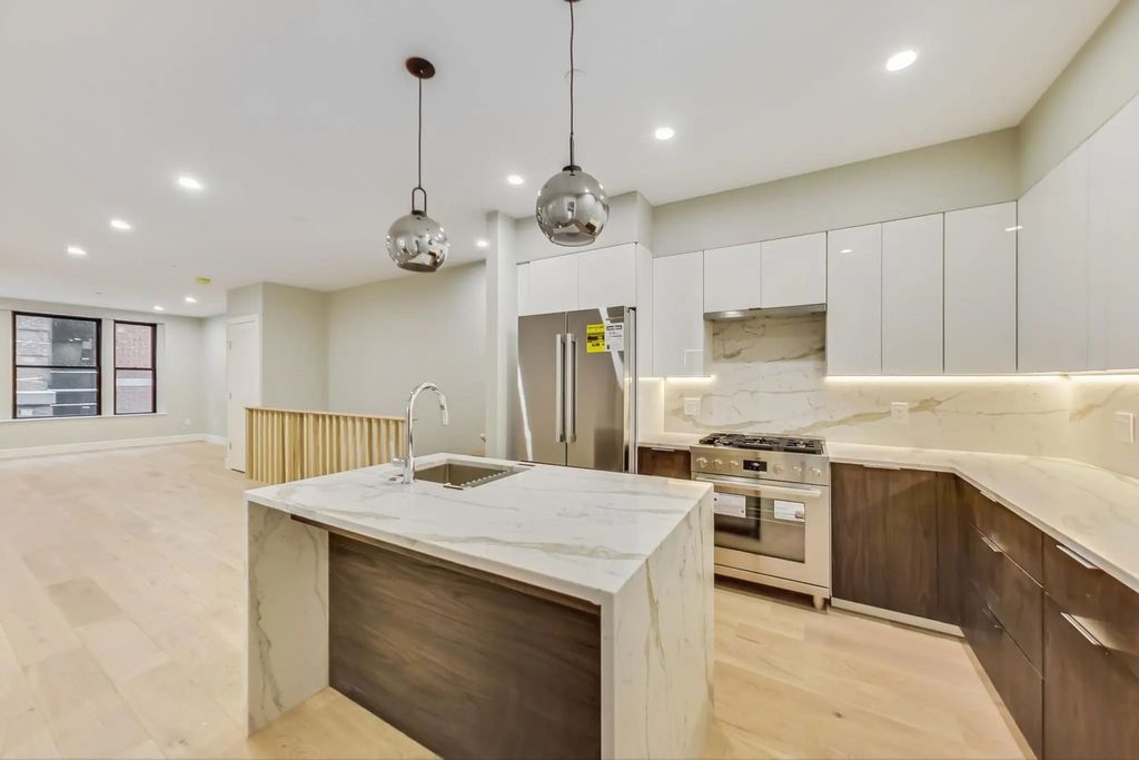 14 No. Bennet Street #101, Boston