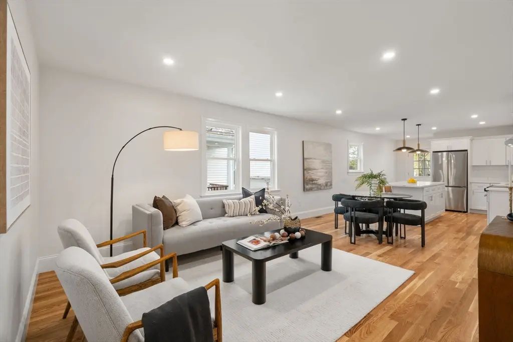 28 Pitcher Ave #2, Medford