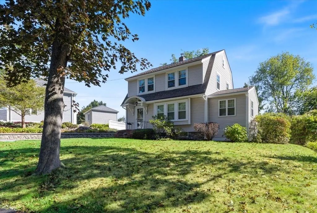 2 Houston Avenue, Methuen