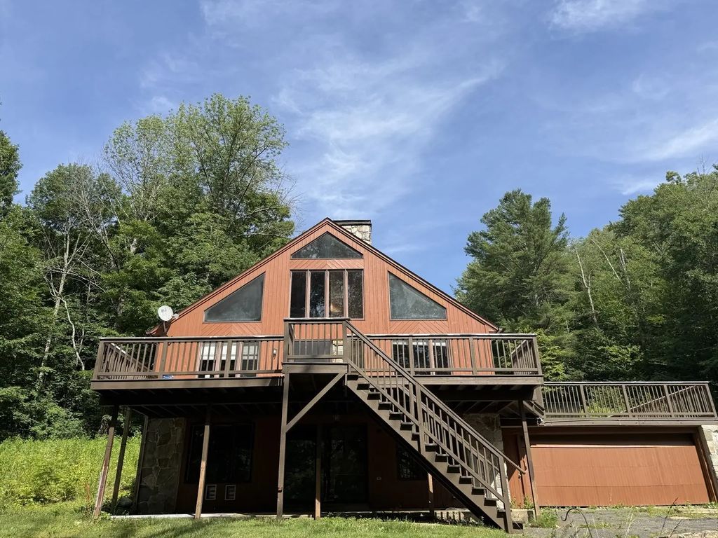73 Hardwick Pond Rd, Ware