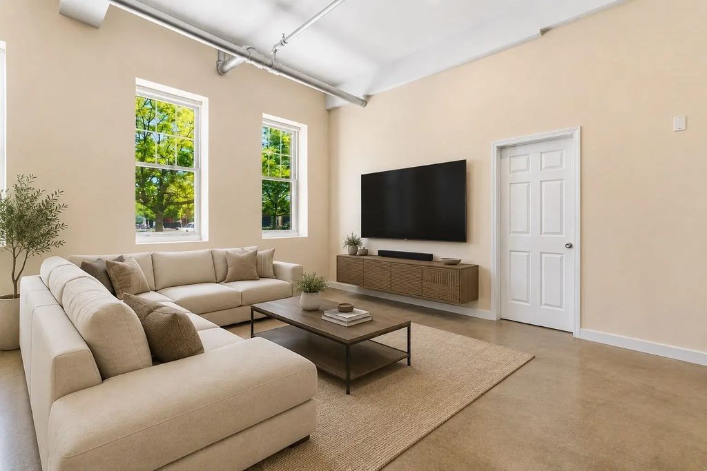 960 Broadway #2, Chelsea