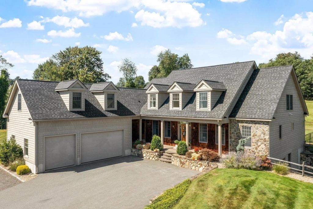 11 Cider Ln, Dracut