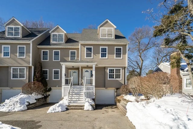 1401 Centre St #1401, Boston