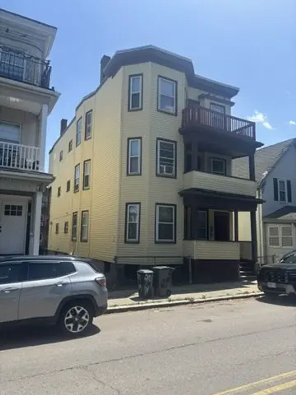 901 Saratoga Street #1, Boston