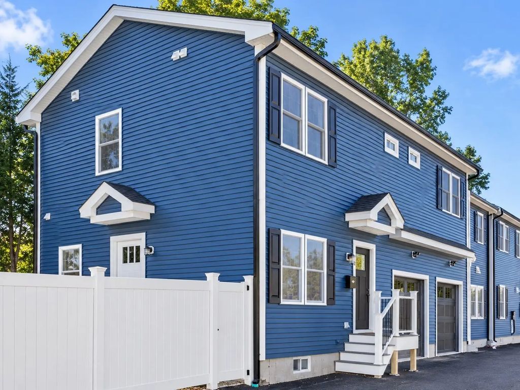 28 Ash Street #2, Waltham