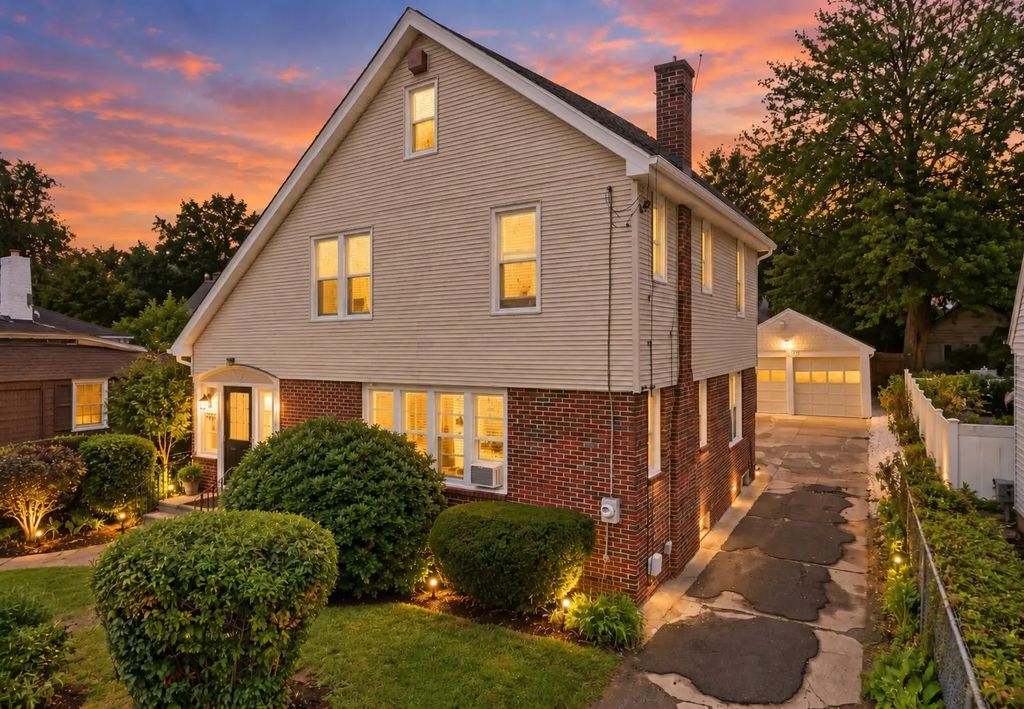 73 Santa Barbara St, Springfield