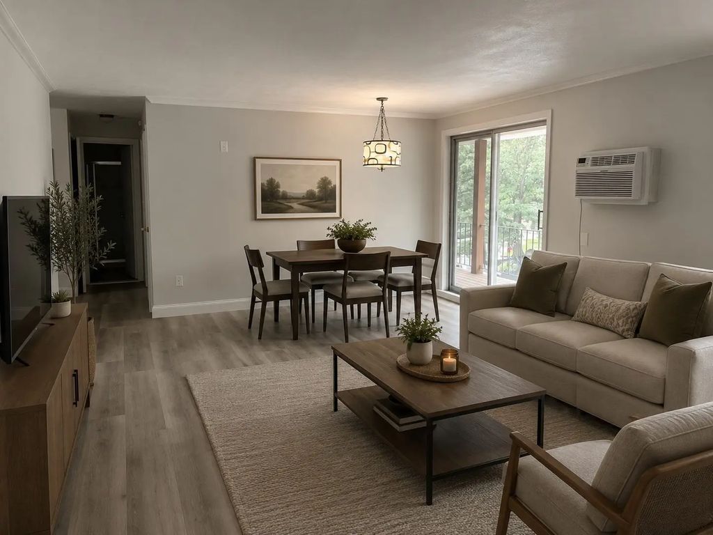 273 Boston Post Rd E #12, Marlborough