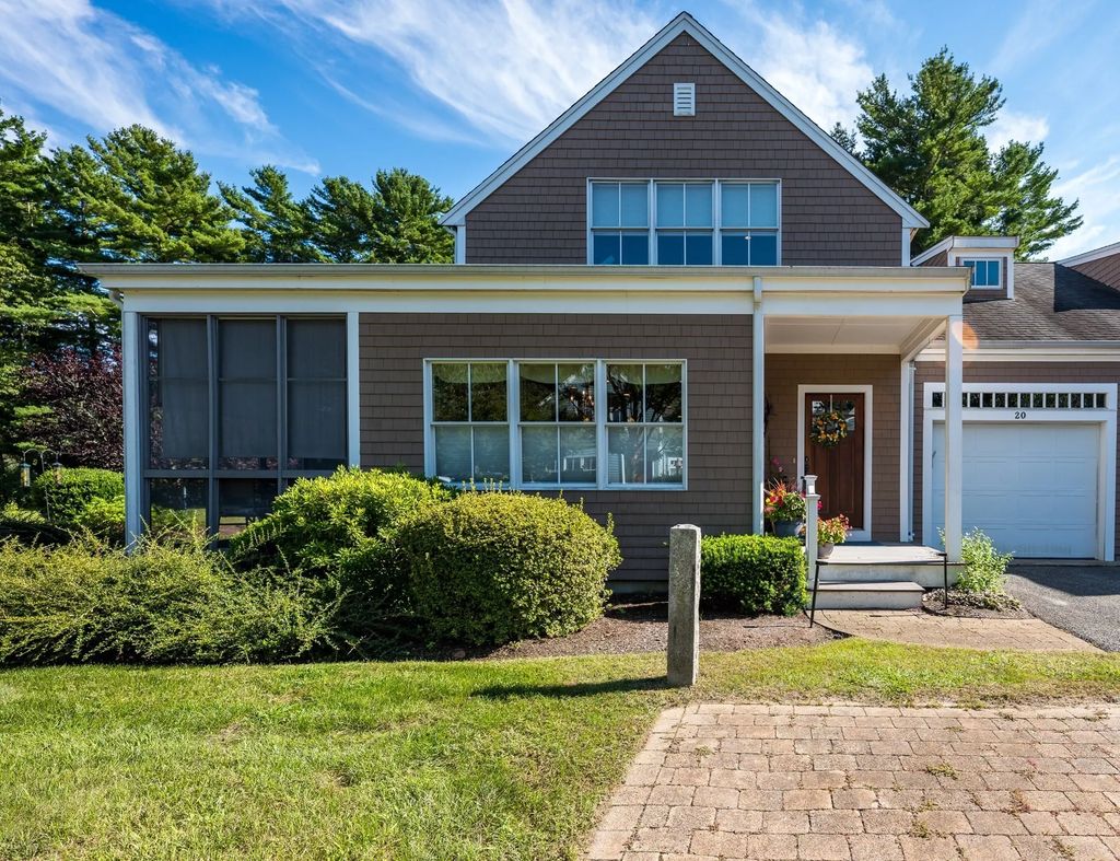 20 Hathaway Pond Circle #20, Rochester