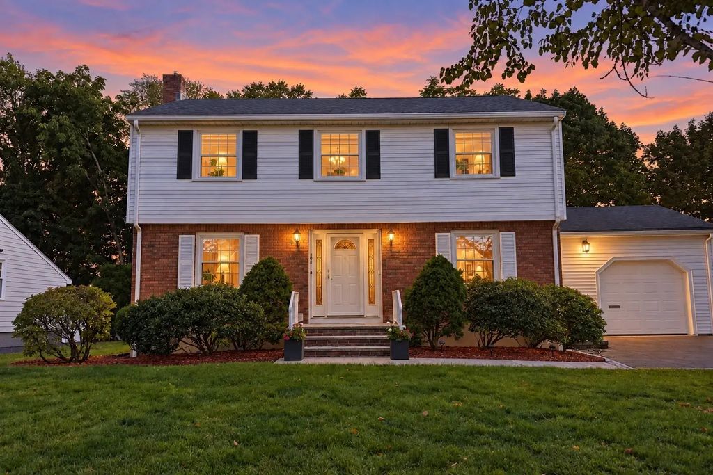 247 Channing Rd, Belmont