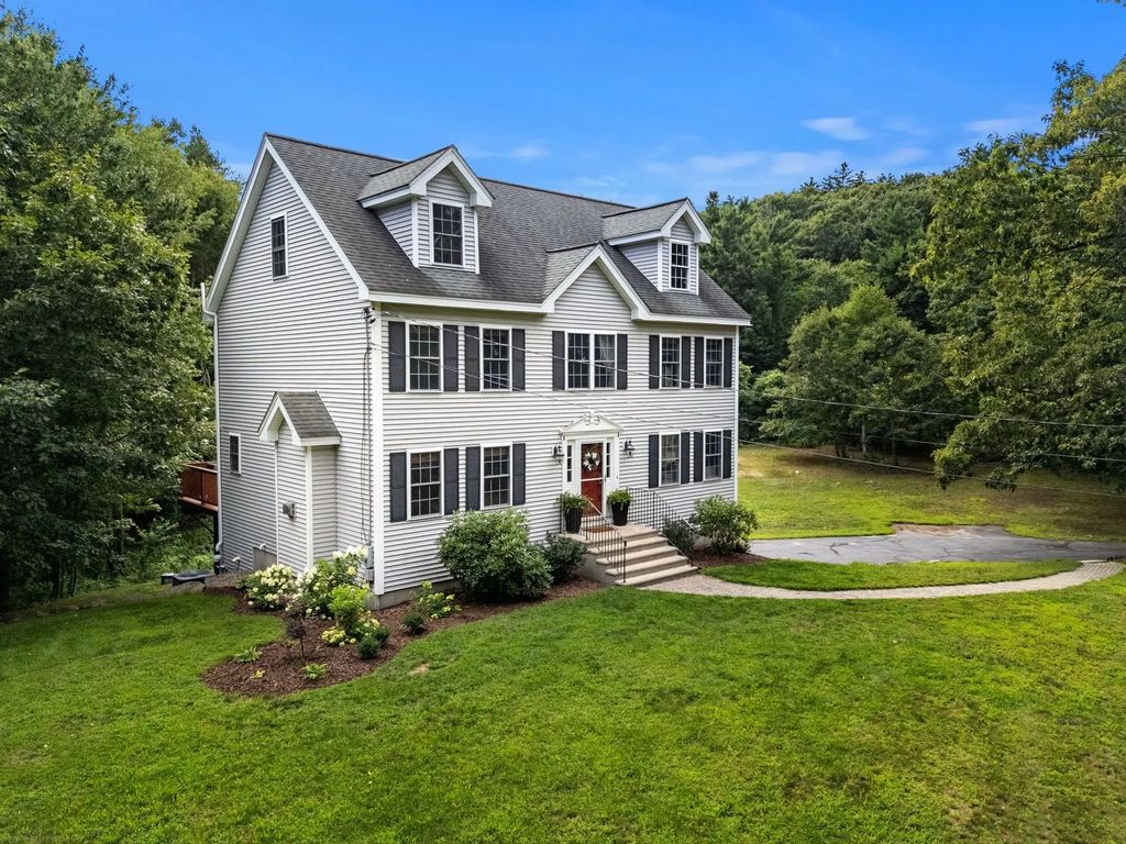 210 Jones Hill, Ashby