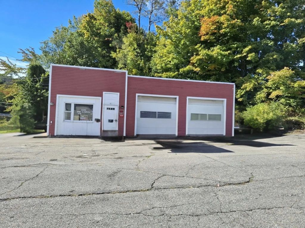49 Spring St, Winchendon