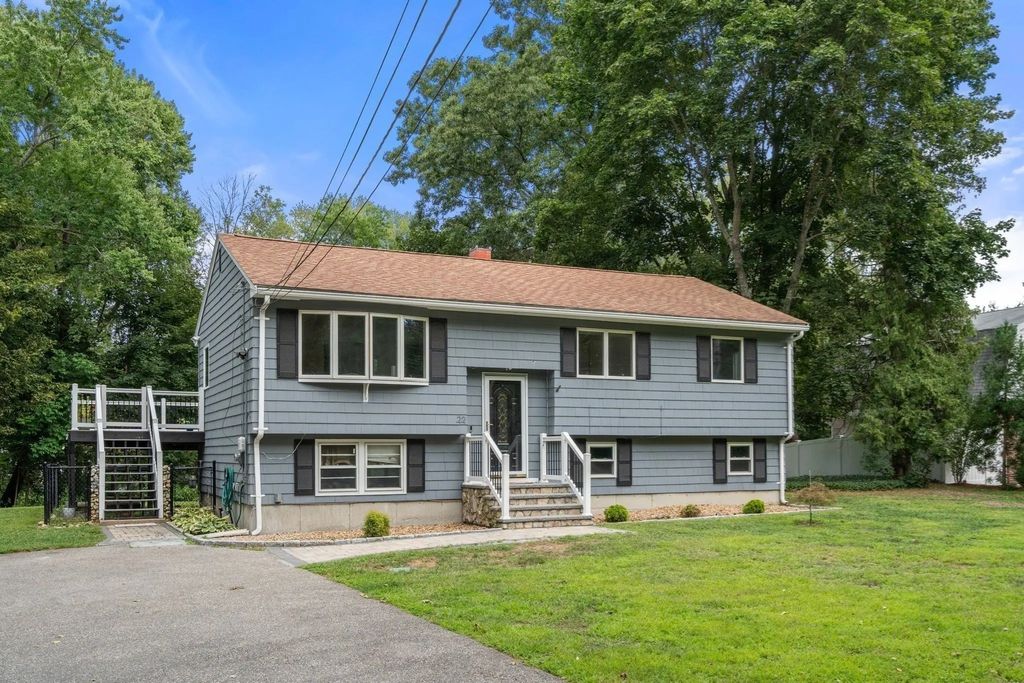 22 Allen Road, Billerica