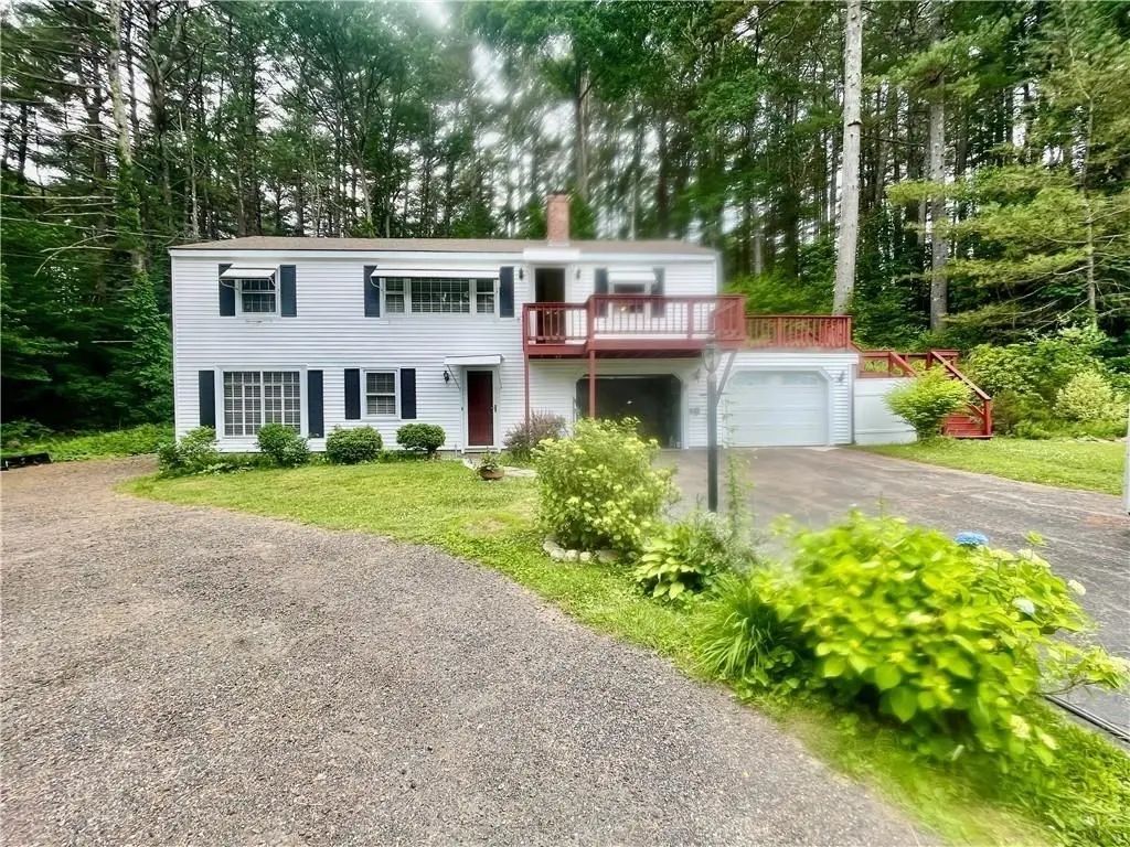 12 Tom Lee Drive, North Smithfield