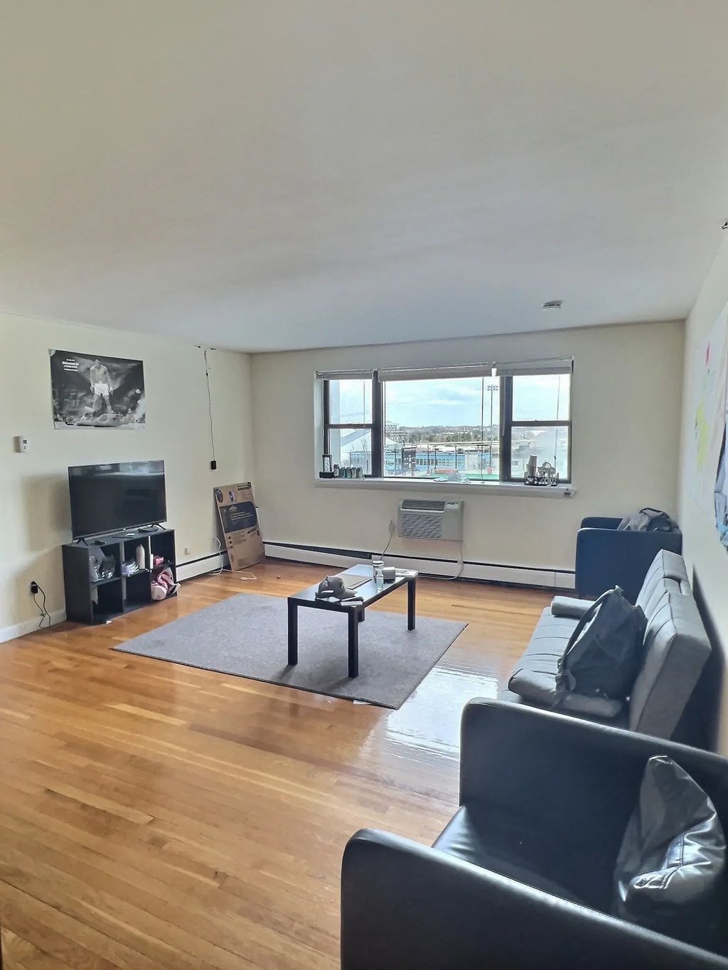 1039 Commonwealth Ave #27, Boston