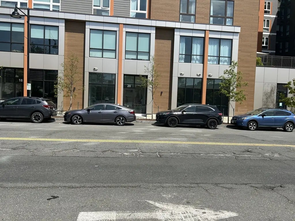 18-20 Innerbelt Rd., Somerville