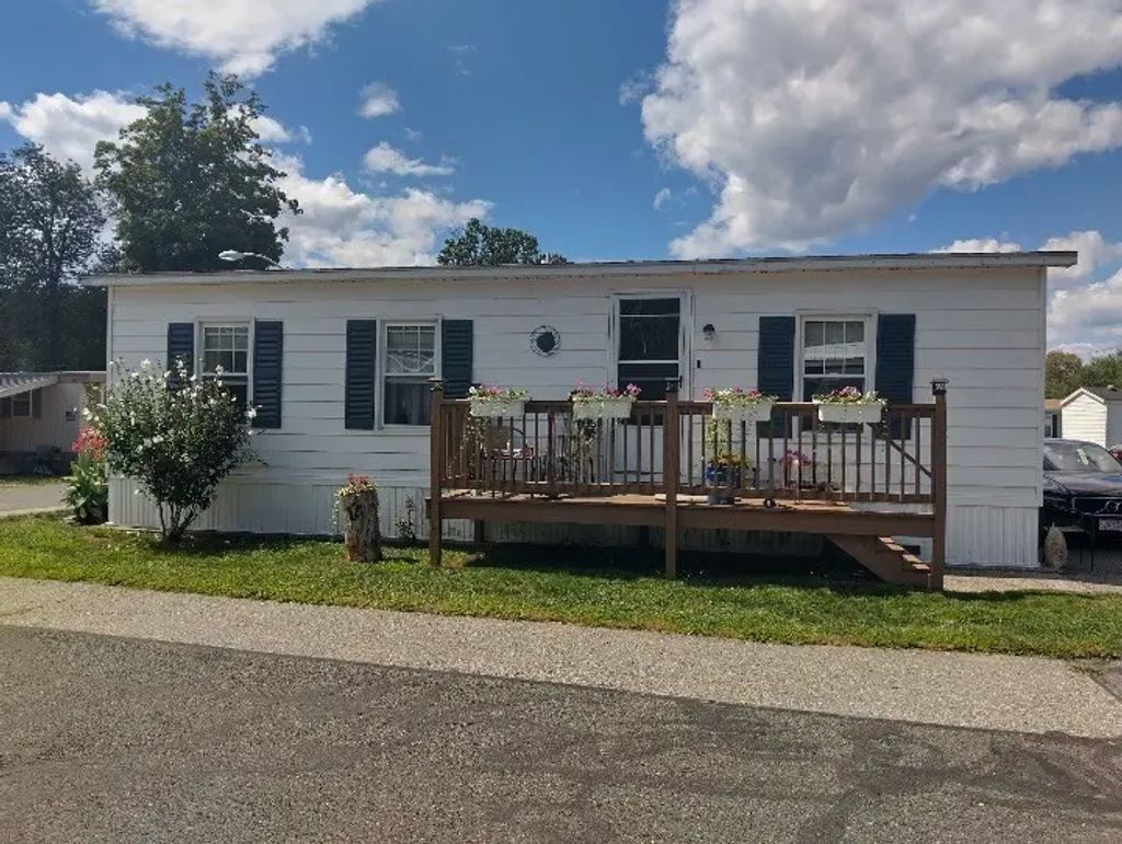 93 Grochmal Avenue #12, Springfield