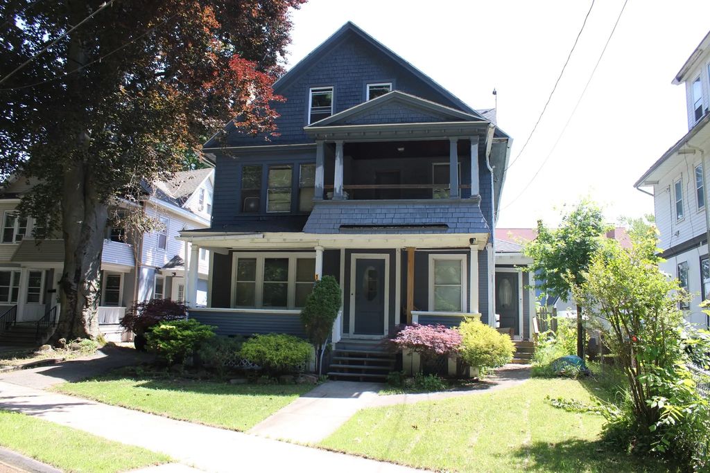 157-159 Trafton Rd, Springfield