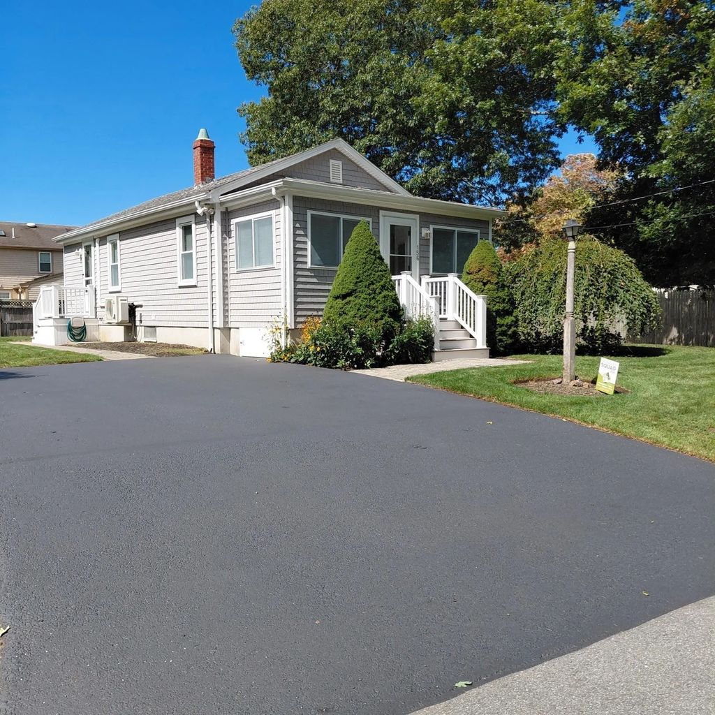 156 Fir Street, Fairhaven