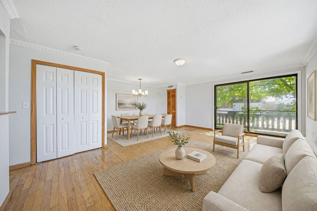 286 Fenno St #1, Revere