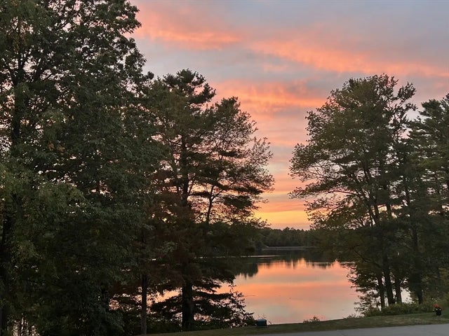 3 South Cove Rd #3, Hubbardston