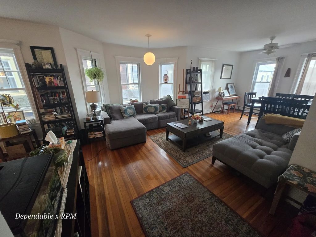 19-21 Granville Rd #3, Cambridge