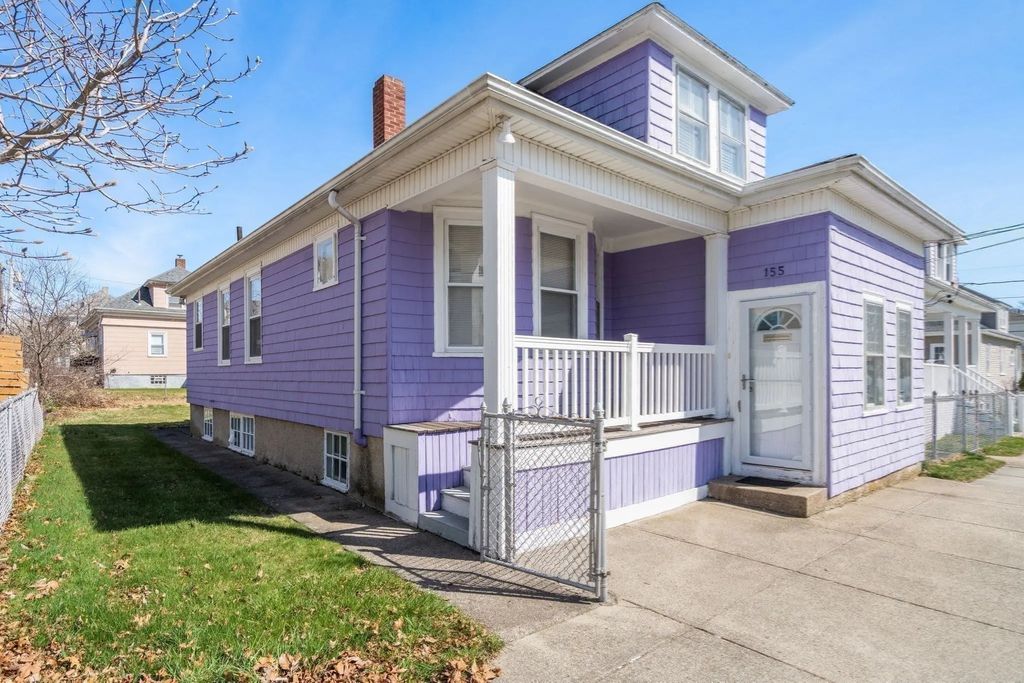 155 Birch St, New Bedford