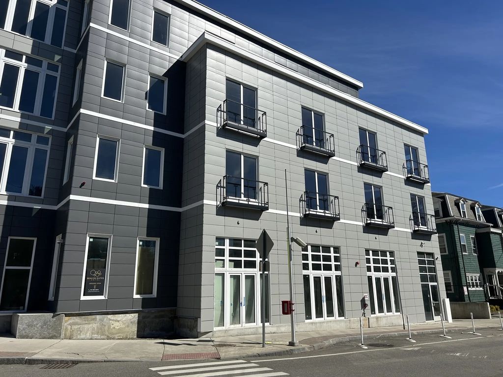 371 Beacon St, Somerville
