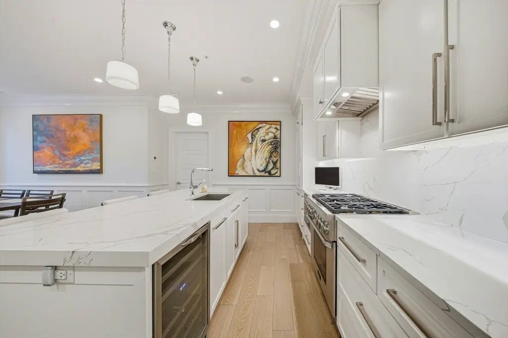 205 E St. #4n, Boston