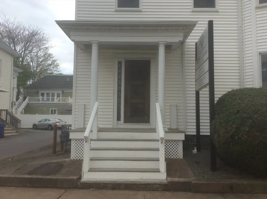 17 Trescott, Taunton