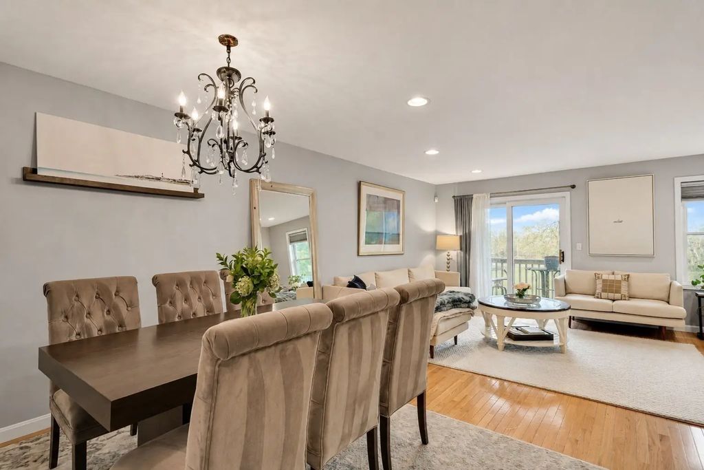 78 Summer St #5, Arlington