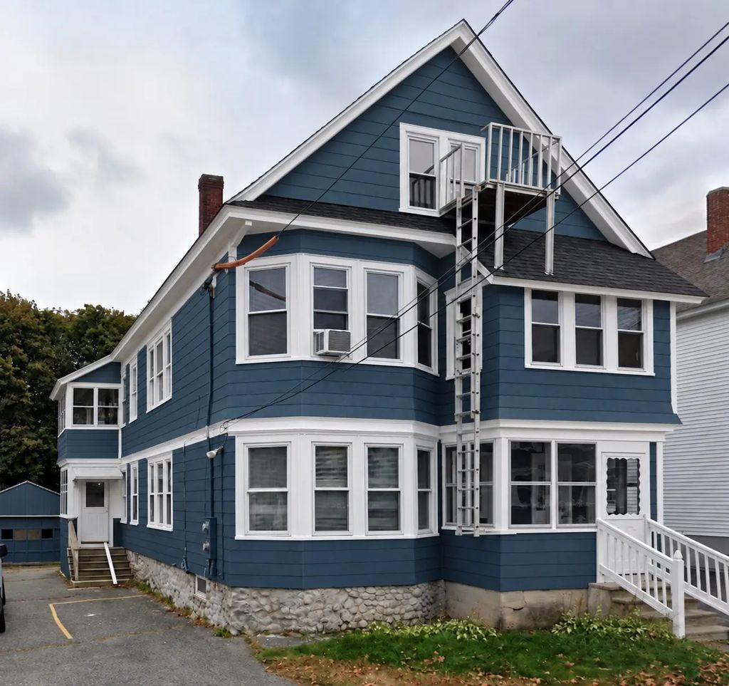 84 Ashland Ave #2, Methuen