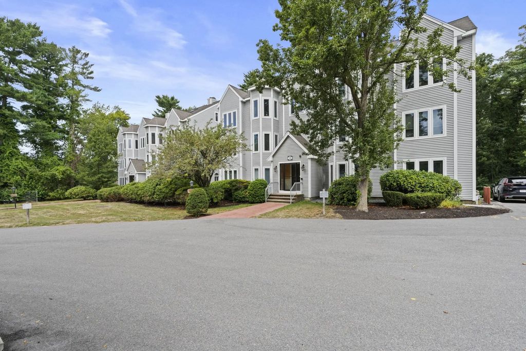 72 Kim Ter #c, Stoughton