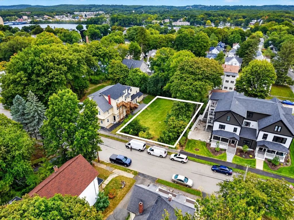 93 Alvarado Ave, Worcester