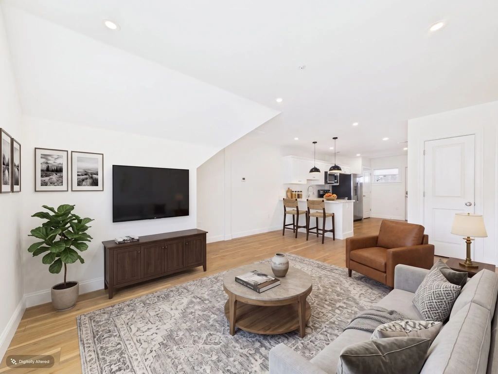 1 Pleasant Street #302, Cohasset