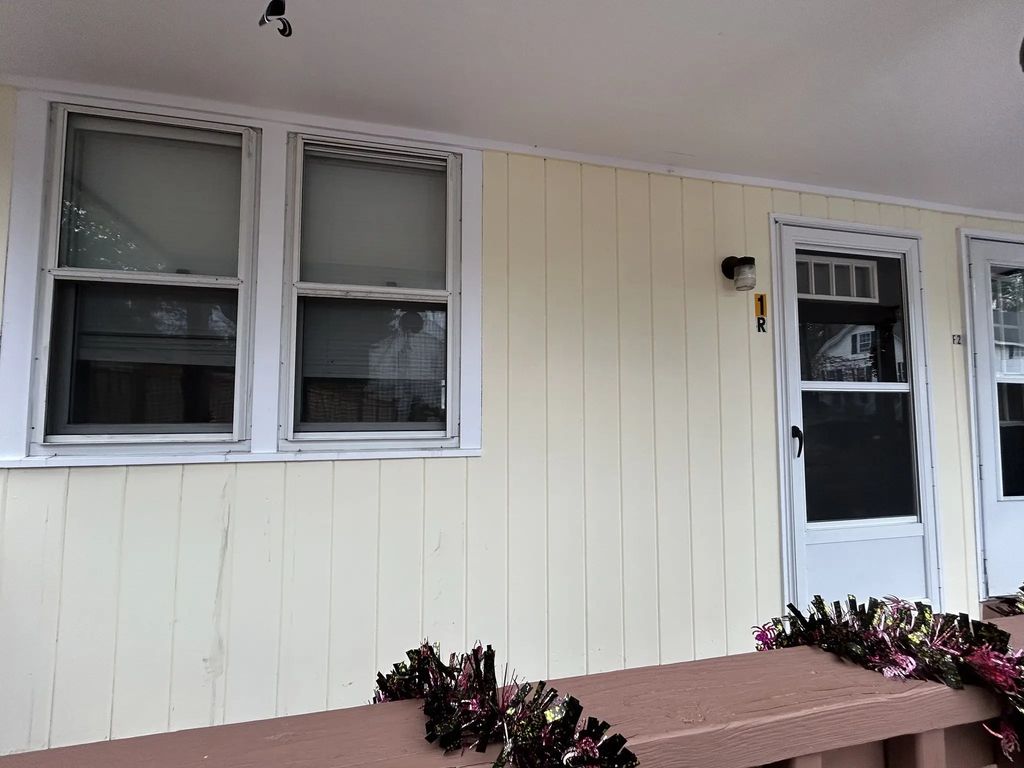 62 Main #1r, Pepperell