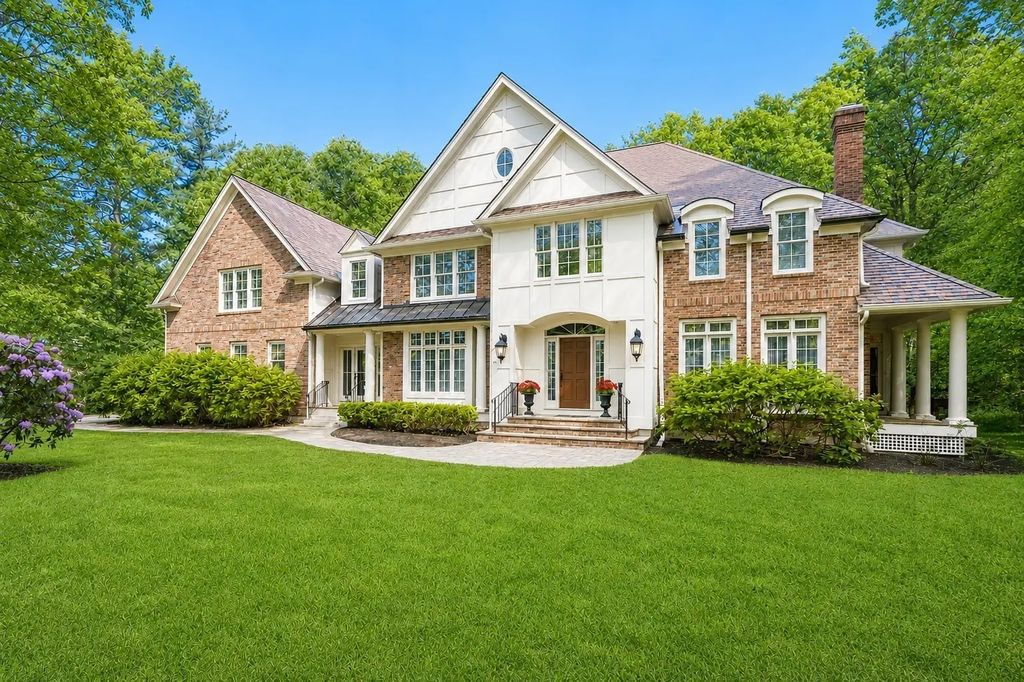 12 Olde Hickory Path, Westborough