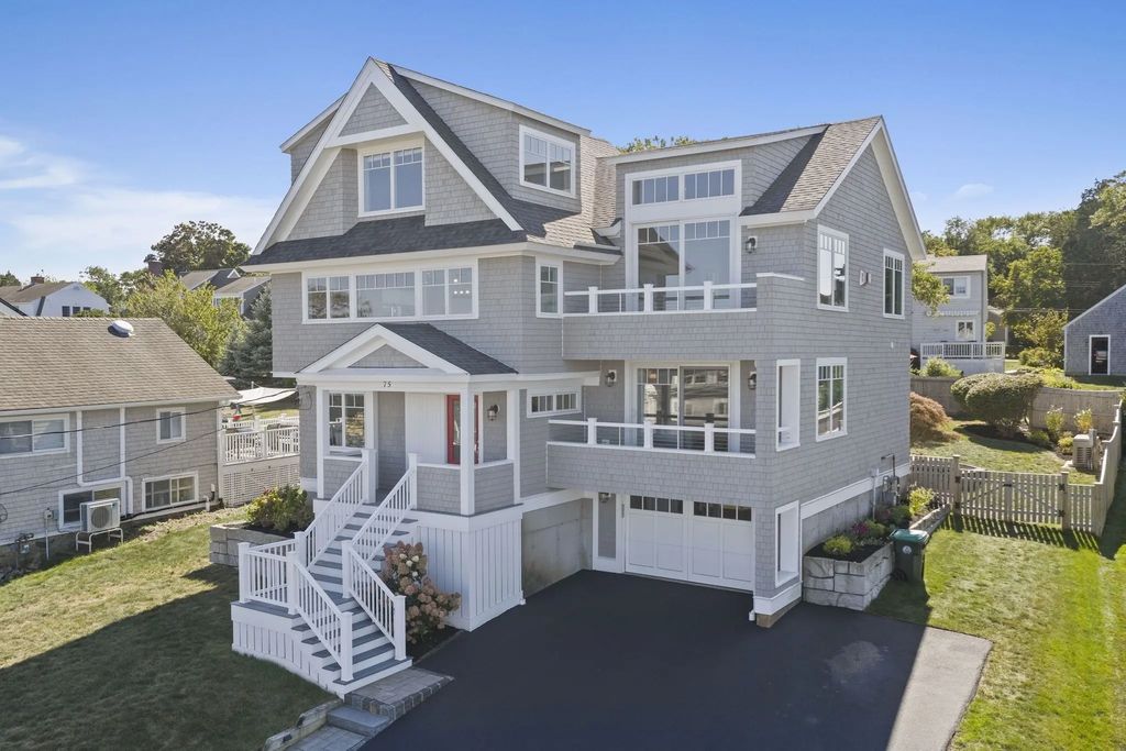 75 Preston Ter, Marshfield