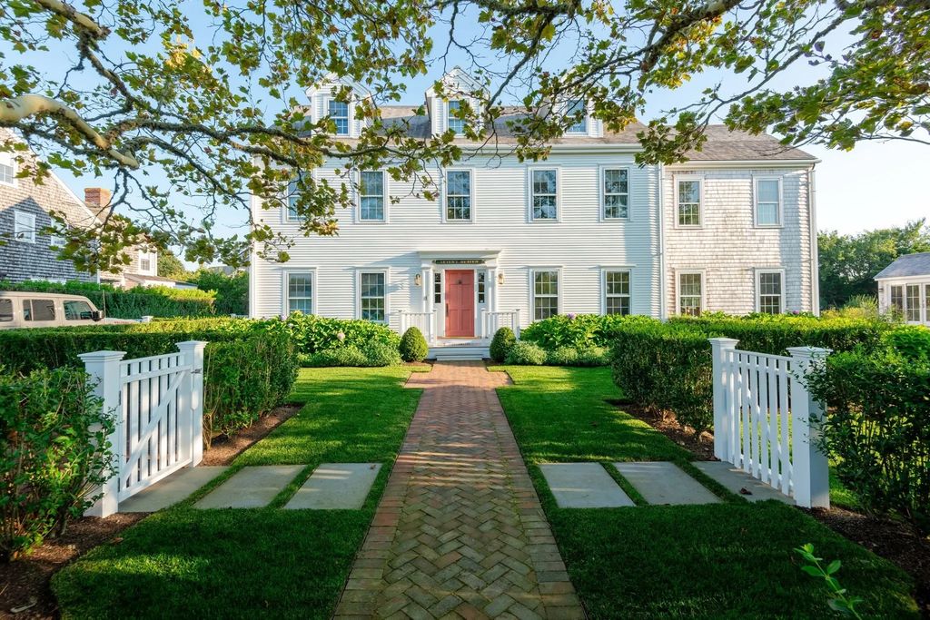 10 Mayhew, Nantucket