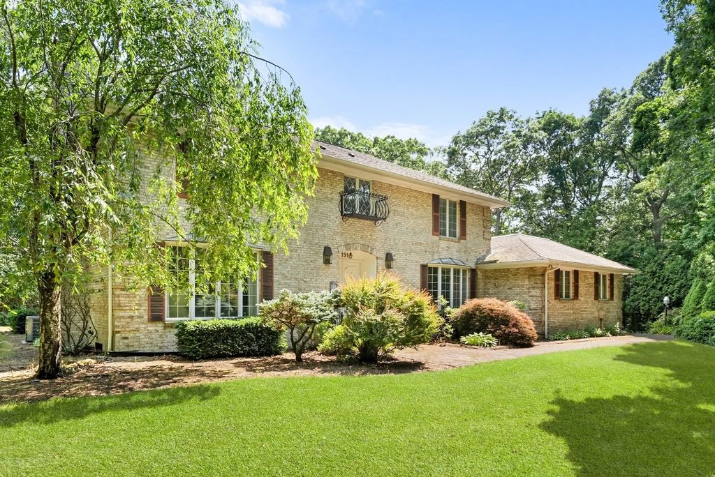 191 Fairway Drive, Seekonk