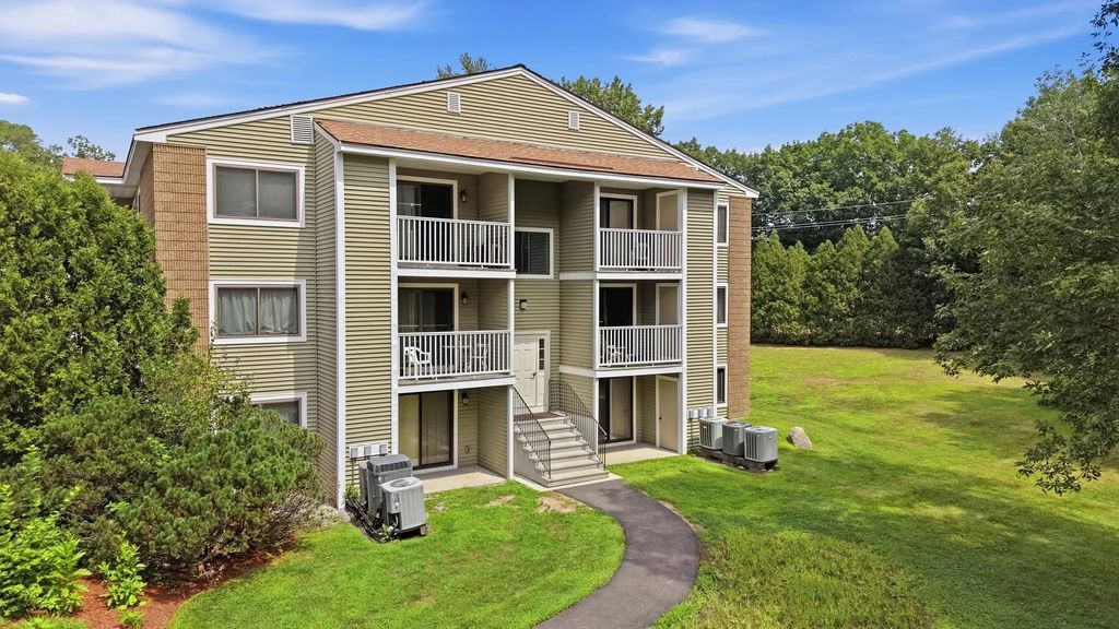 3 Bridgeview Circle #57, Tyngsborough