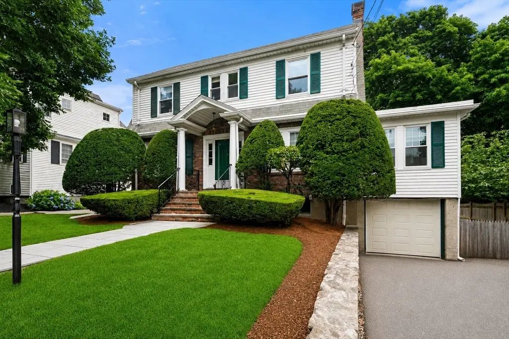 36 Richardson Road, Belmont