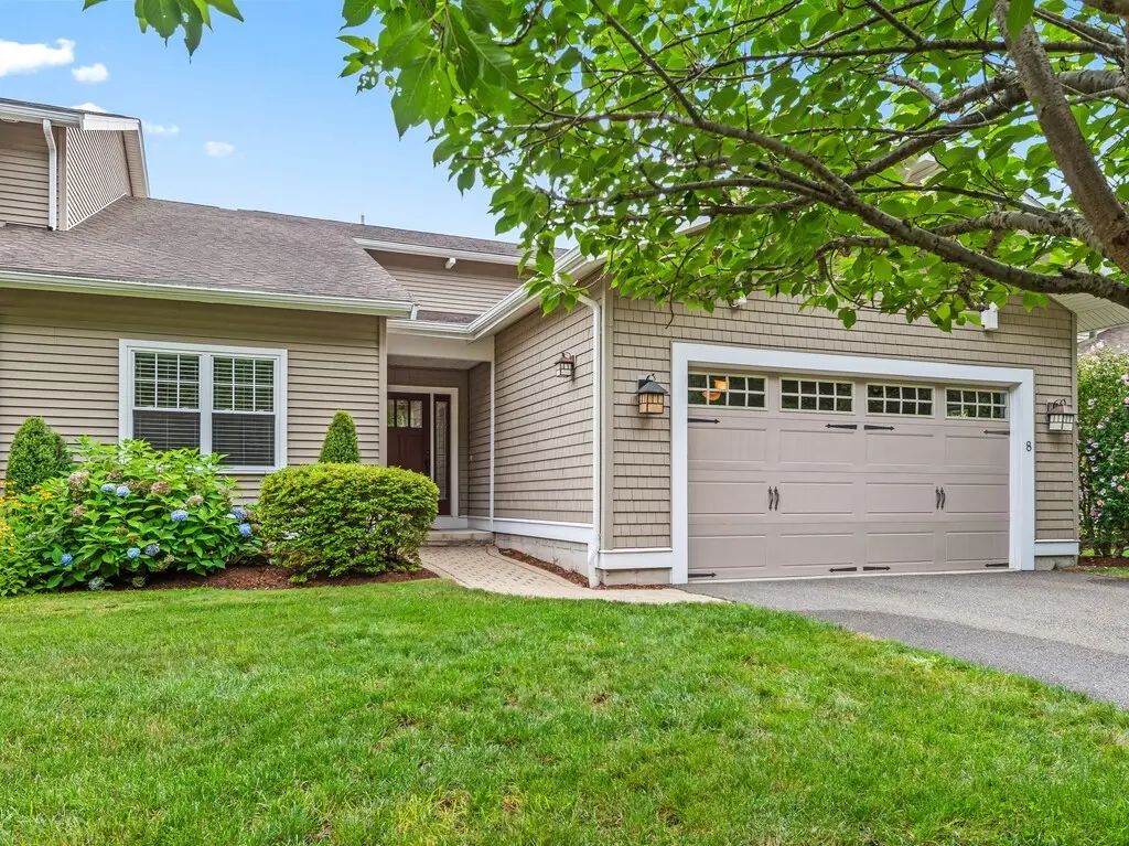 8 Walden Way #8, Milford