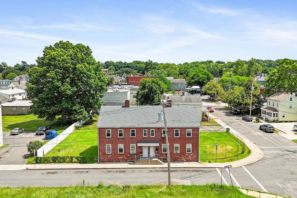 64-66 Front St, Chicopee